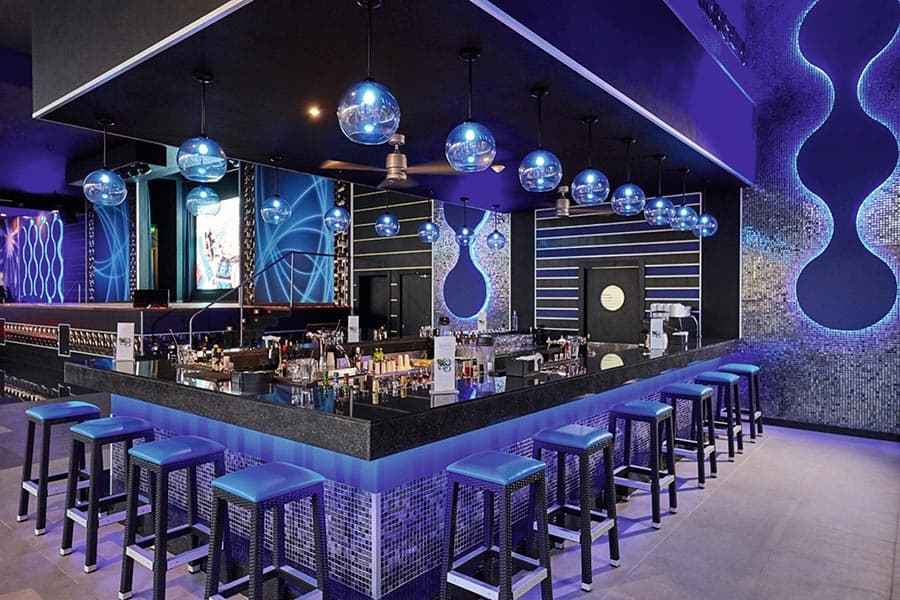 bar-salon-riu-tequila_tcm49-230019
