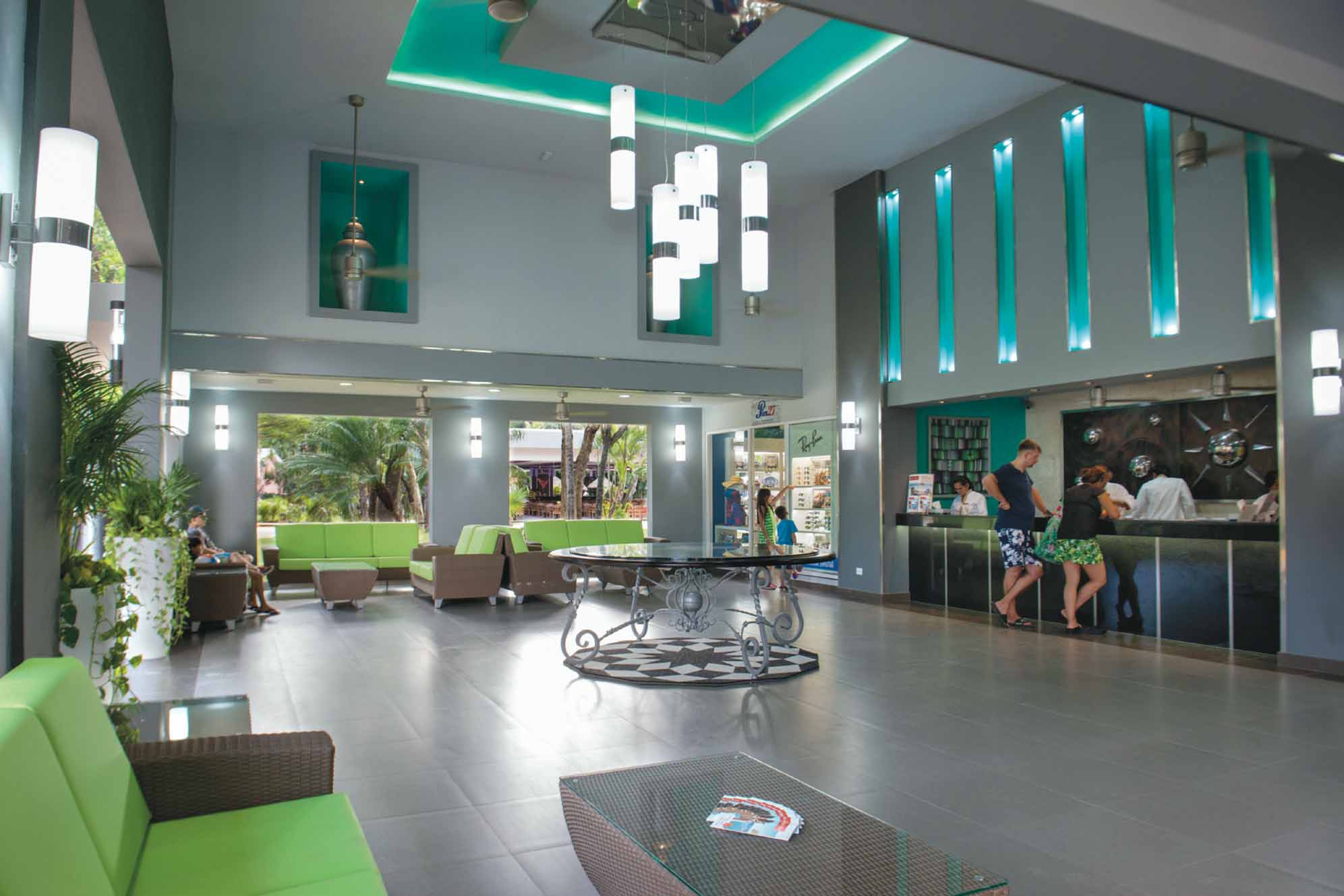 Ficha Tecnica Hotel RIU Lupita