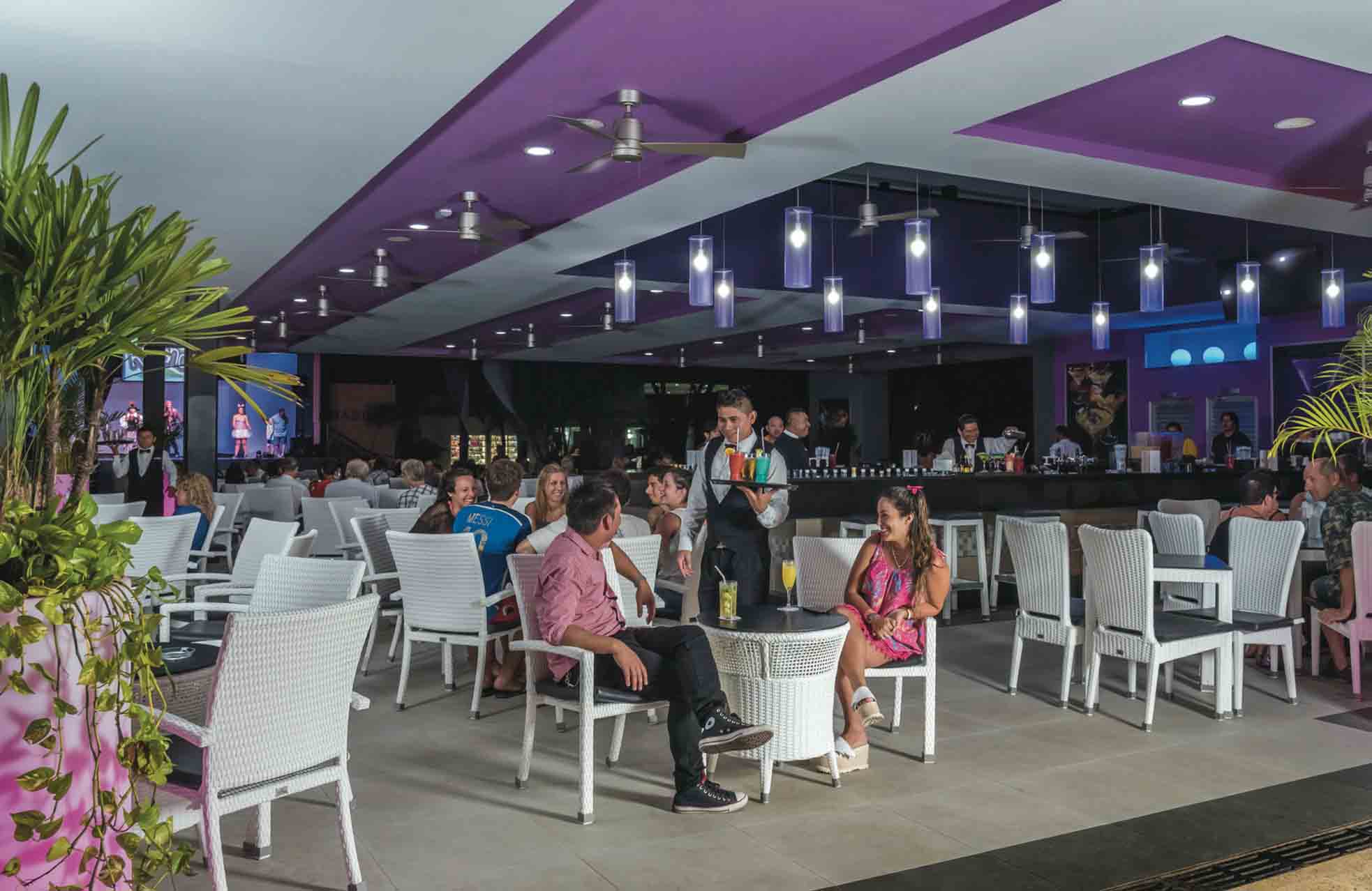 Ficha Tecnica Hotel RIU Lupita