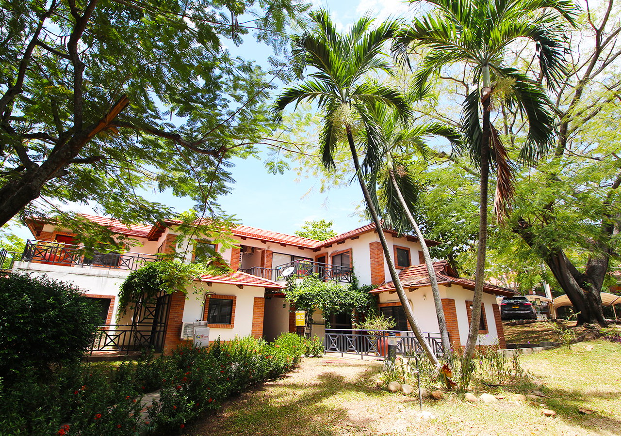 ON VACATION – GIRARDDOT – HOTEL GIRARDOT RESORT – CABAÑA 2