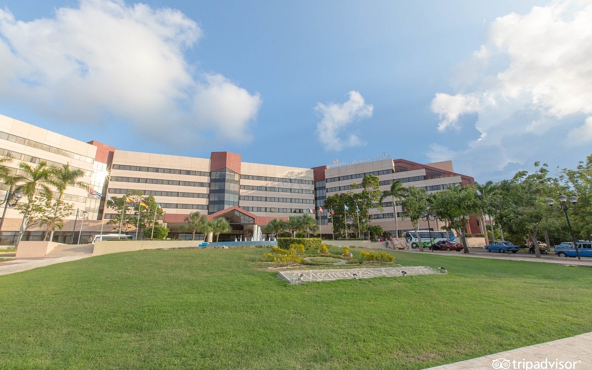the-hotel–v10183342